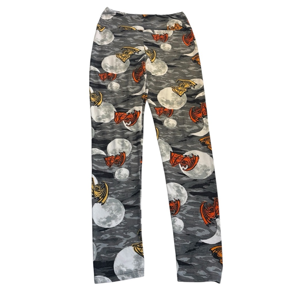 LuLaRoe Leggings One Size Gray Camo Orange Bats White Moons Halloween Goth - Picture 2 of 13